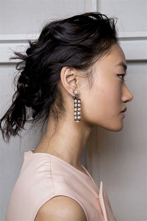 13 Pretty And Practical Gym Hairstyles To Try Stylecaster