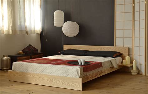 The scarlett upholstered low profile platform bed combines functional durability and timeless style to bring you a beautiful bed for any bedroom in. Japanese Beds & Bedroom Design | Inspiration | Natural Bed ...