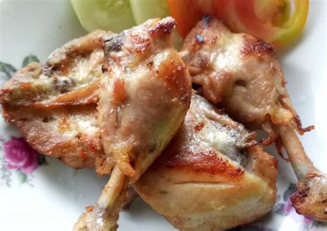 Buat sendiri di rumah dengan resep berikut ini yuk! Resep Ayam Pop oleh Winduu Indahh - Cookpad