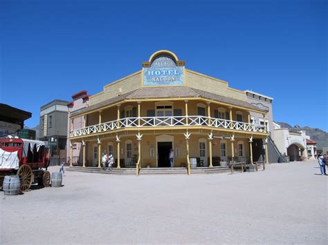 Old Tucson Movie Studio images courtesy of www.vermonter.com | Movie