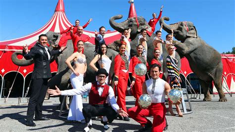 Zirkus Charles Knie Auf Dem Volksfestplatz In Weilheim