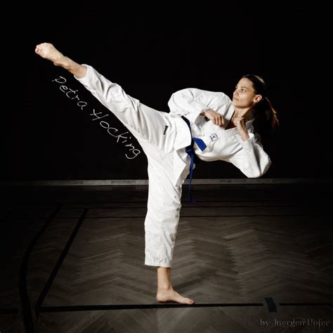 Judo karate taekwondo boxen schwerter & messer tiefpreis garantie. Schwarzgurt im Taekwondo, Meisterprüfung mit Erfolg ...