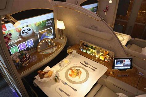 Singapore airlines (sia or sq) is the flag carrier airline of singapore, with its hub at singapore changi airport. Gli Aerei diventano ristoranti, la scelta di Singapore ...