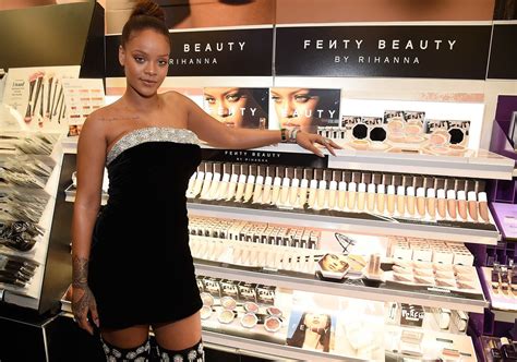 Heres Why Rihanna Is The Perfect Person To Sell You Red Lipstick