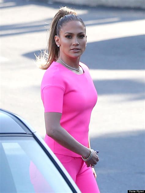 Jennifer Lopez Rocks Neon Skinny Jeans On American Idol Set Huffpost