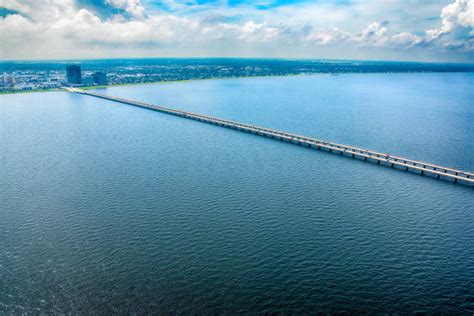Lake Pontchartrain Causeway Stock Photos Pictures And Royalty Free