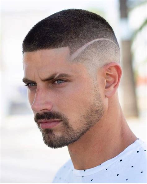 Short haircuts and hairstyles have been the traditional look for guys. 10 Men's Short Hairstyles 2021: Best Cuts and Trends to ...