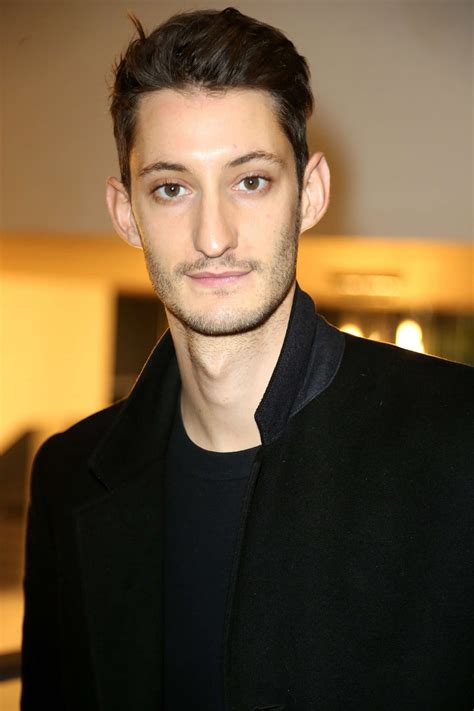 Pierre Niney - Saving Or Dying Pierre Niney In The Skin Of A Fire