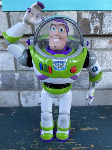 Disney Ultimate Buzz Lightyear Talking Action Figure 12