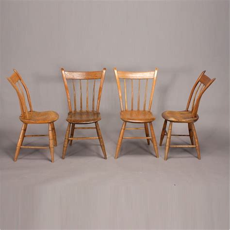 Four American Thumb Back Windsor Chairs