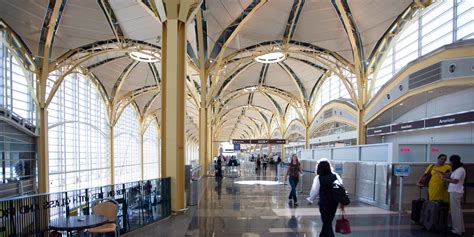 Ronald Reagan Washington National Airport Enclos