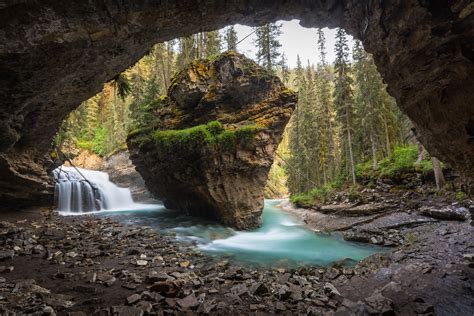 Secret Cave In Johnston Canyon Banff National Park Timandelisa Flickr