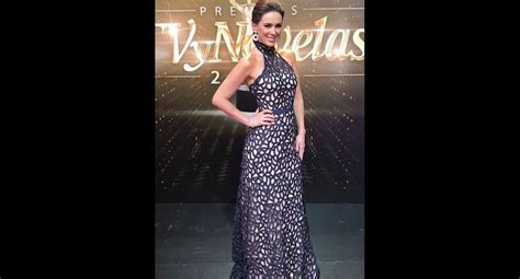 Jacqueline Bracamontes Comparte Una Foto Suya Del Miss Universo Y Se