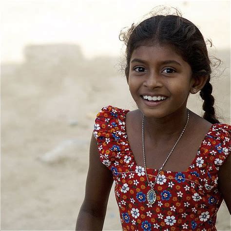 Asia South Asia Sri Lankan Girl Sri Lanka Is The Only Country That Is Majority Buddhist Sri