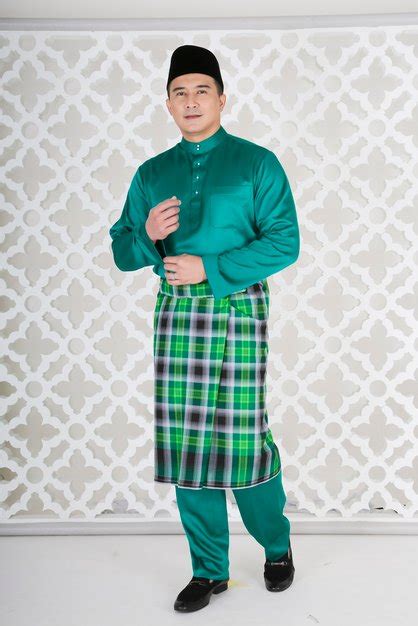 Gambar Pakaian Tradisional Melayu Lelaki Teluk Belanga Baju Melayu