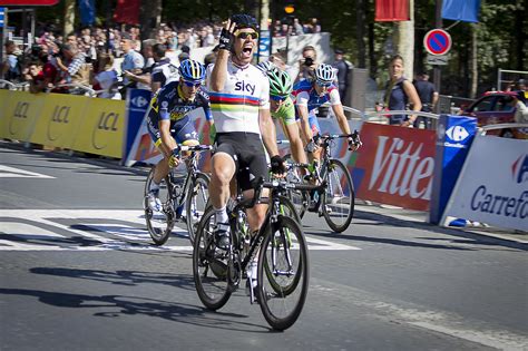 September 3, 2013 at 11:43 pm. File:Mark Cavendish 20e étape du Tour de France 2012 Paris ...