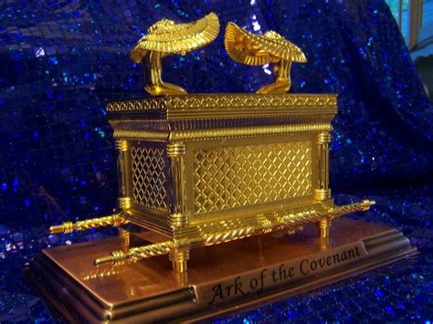 Gold Ark Of The Covenant Copper Base Large Arca Del Pacto Grande