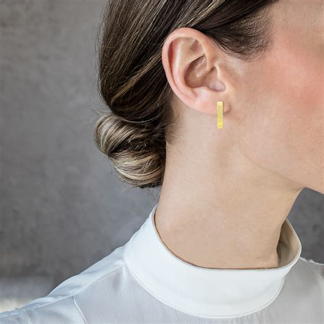 Minimalist Gold Earrings Monte Cristo