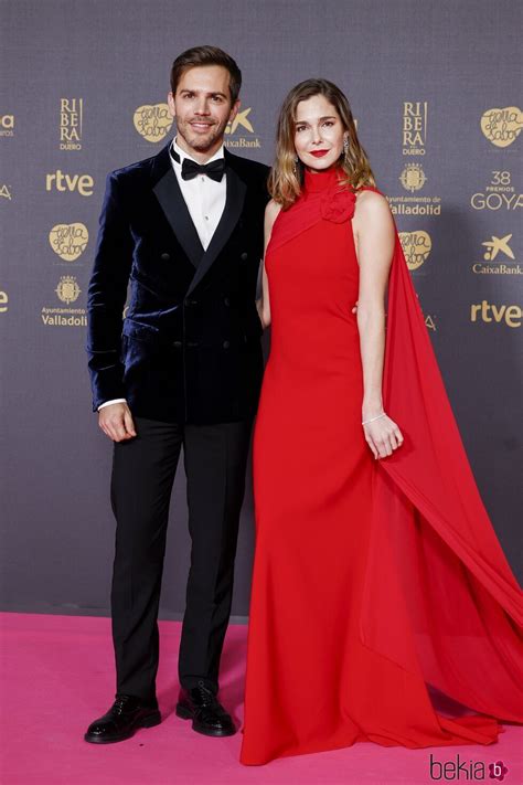 Natalia Sánchez Y Marc Clotet En La Alfombra Roja De Los Premios Goya