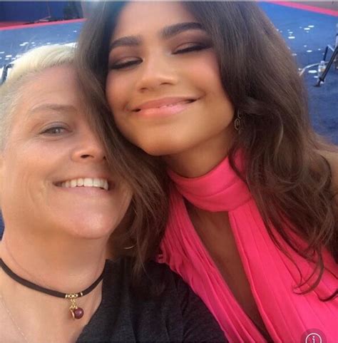 Zendaya And Her Mom At The Spider Man Homecoming Premiere Spiderman