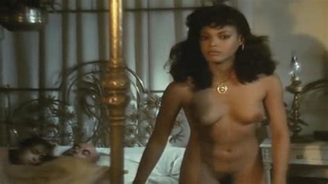 Josephine Jacqueline Jones Nuda ~30 Anni In Black Venus