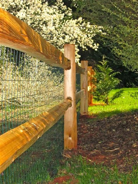 Split rail fence landscaping tends to be extremely popular on farms. Cool 50+ Garden Fence Ideas That Truly Creative and ...