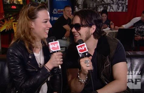 10 Things You Didnt Know About Halestorm