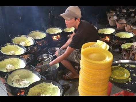 Đừng lo, bên cạnh loại bánh có trứng, tân huê viên còn cho ra đời dòng bánh không trứng mà vẫn giữ được hương vị truyền thống của chiếc bánh. Thưởng Thức Bánh Xèo Chay Châu Đốc Và Các Loại Rau Rừng ...