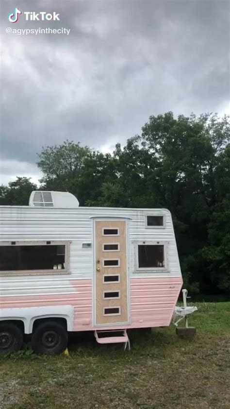 Vintage Travel Trailer Paint Jobs You Wont Ever Forget Artofit