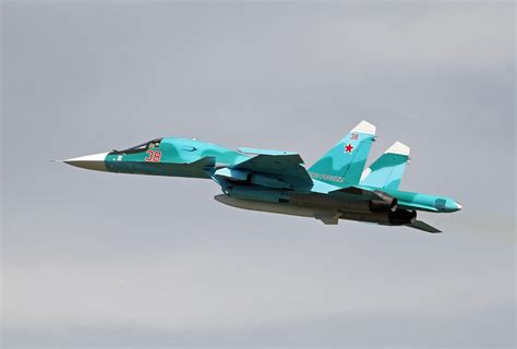 RÚssia Vks Recebe Novos Exemplares Da Aeronave De Ataque Sukhoi Su 34