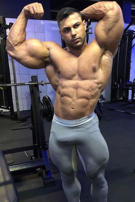 Handsome Hung Bodybuilder Sexy Muscle Jock Hunk Hot Buff Alpha Male Man