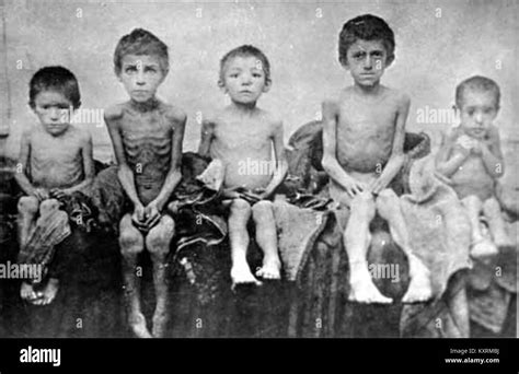 Die Kinder Die Durch Die Hungersnot In Berdyansk Ukraine 1922 Betroffen Stockfotografie Alamy