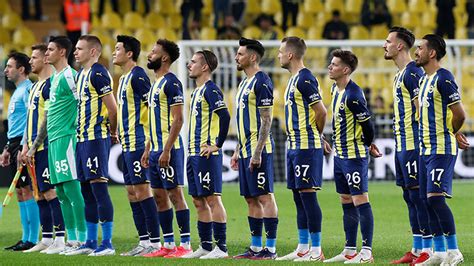 Fenerbahçe nin Gaziantep FK maçı ilk 11 i belli oldu