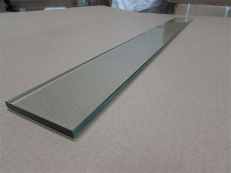 Toughened 8mm Glass Reflections 220mm Glass Stair And Landing Panels