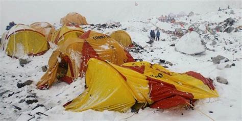 Salah Seorang Pendaki Yang Meninggal Di Gunung Everest Eksekutif Google