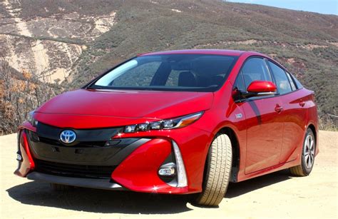 2017 Prius Prime Offers Fancy Interior Tech And Lots Of Miles Top Speed