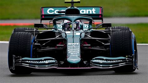 So können sie 2021 die formel 1 verfolgen. Aston Martin hit the track with 2021 F1 car as Sebastian ...