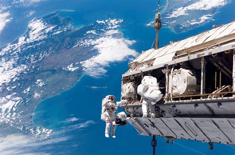 Dailyvideo Iss Space Walk Over New Zealand