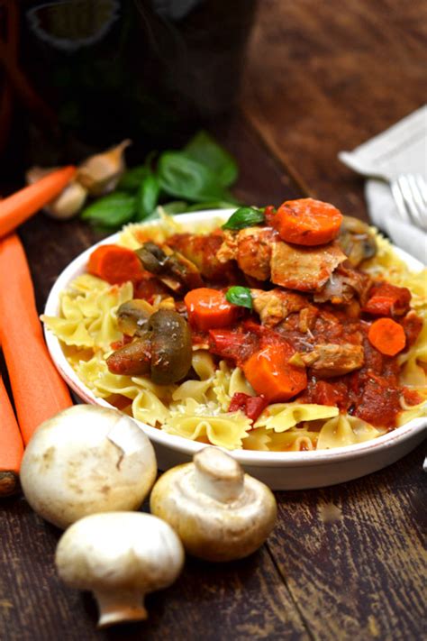 28 simple slow cooker suppers. Slow Cooked Rustic Italian Chicken - Ciao Chow Bambina