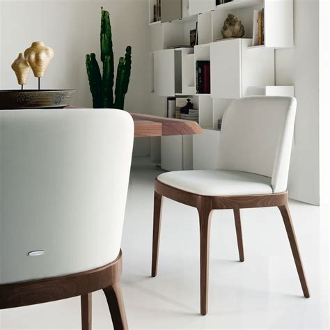 En la actualidad, este tipo de muebles se han adaptado a la vanguardia en. Sedia Magda di CATTELAN ITALIA - Sedie