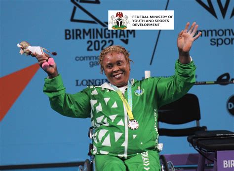 nigeria s folashade oluwafemiayo breaks world record in women s powerlifting clinches gold video