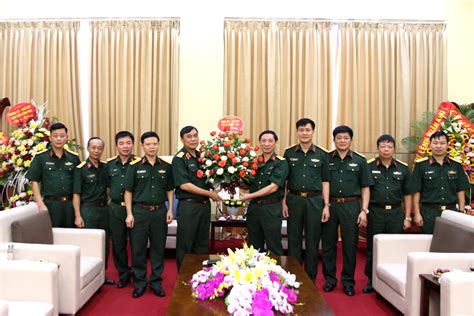 Kết quả philippines kiện trung quốc về biển đông. Đại tá Hoàng Văn Hữu thăng quân hàm Thiếu tướng và nhận ...