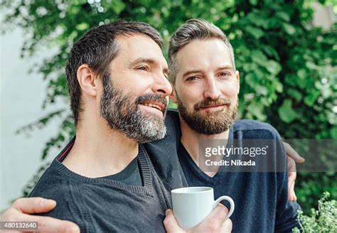 Mature Gay Men Photos Et Images De Collection Getty Images