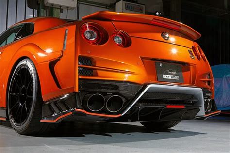 The 18th letter of the english alphabet, a consonant. Top Secret M17 Rear Under Bumper for 2017-19 Nissan GT-R ...