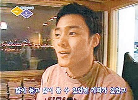 崔俊赫在去年接替不久前辭任的原 ceo ，成為了韓國某著名資產管理公司的 ceo 。 1981 年出生的崔俊赫曾在美國銀行工作，前年他跳槽到了目前就職的資產管理公司，他的父親是該公司最大的股東。 崔俊赫擔任 ceo 的資產管理公司成立於 2002 年，到去年 2 月為止的運營資產規模已達到 3500 億韓元。 名嘴楊皓如誤把張赫當全智賢老公 妙回：臉一樣啊! | ETtoday 旅遊雲 | ETtoday旅遊新聞(影劇)