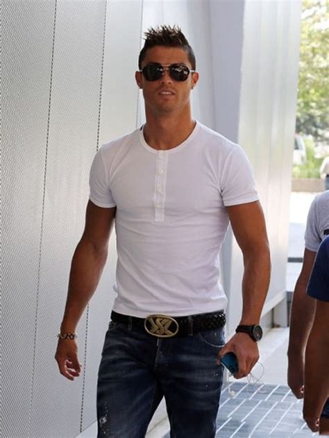 Cristiano Ronaldos Body Measurements Including Height Weight Shoe
