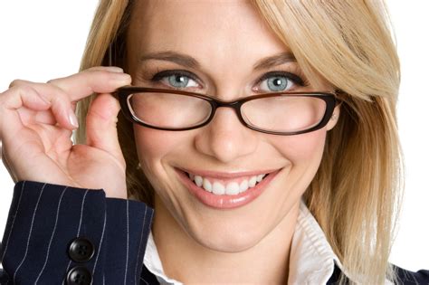 Can Wearing Eyeglasses For Myopia Nearsightedness Causes Vision To Get Worse Pepose Vision