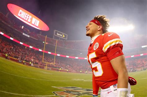 Nfl Playoff Picks 2020 Experts See A Chiefs 49ers Super Bowl Happening