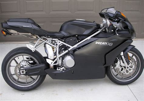 Radial calipers on front brakes. 2006 Ducati 749 Dark Need To Sell - Sportbikes.net