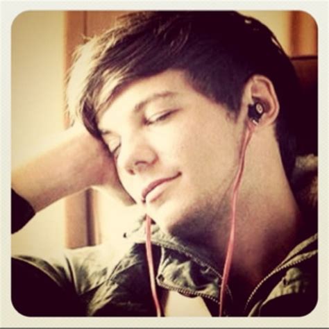 Cute Even When Sleeping Louis Tomlinson One Direction Facts Louis Williams